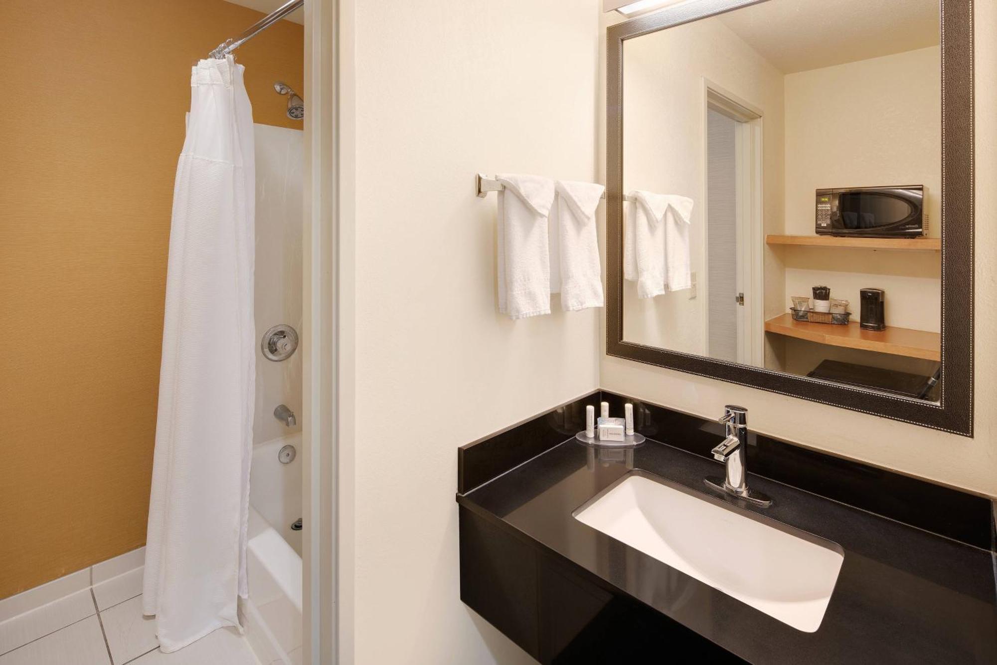 Fairfield Inn & Suites Indianapolis Airport Exteriér fotografie